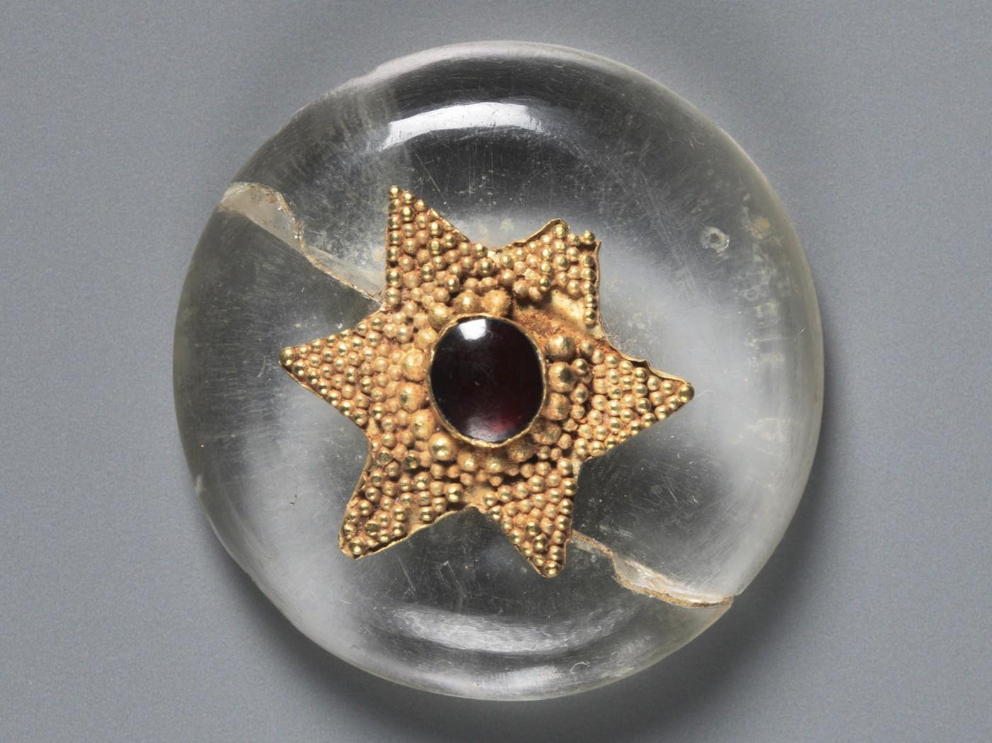 Button, 500s, Byzantium.