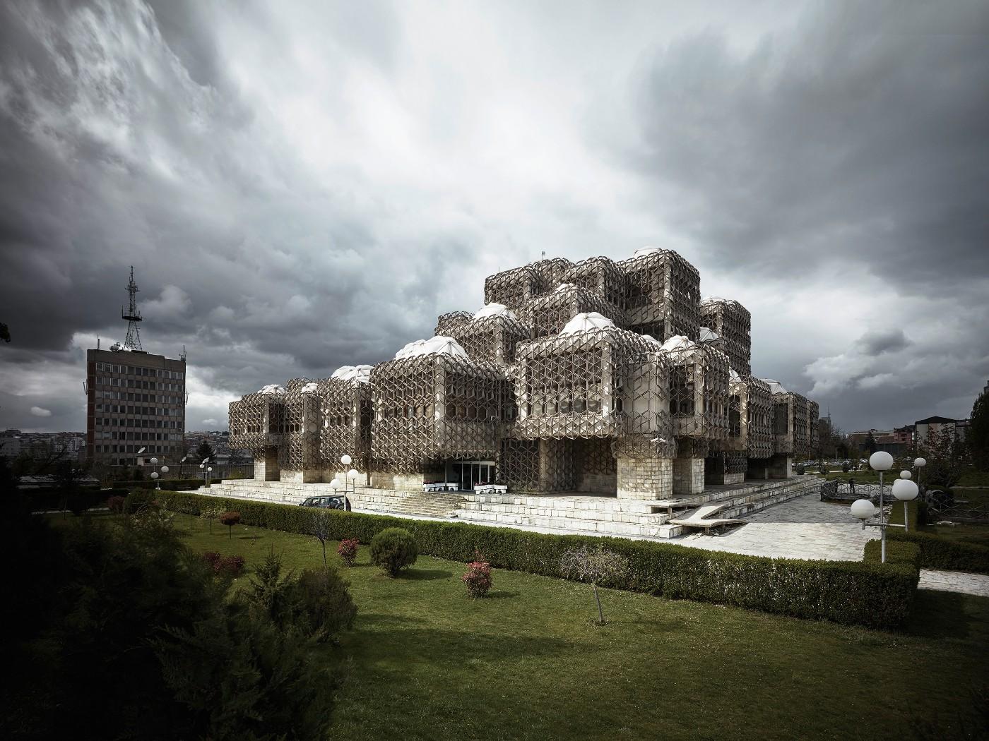 Andrija Mutnjaković. National and University Library of Kosovo