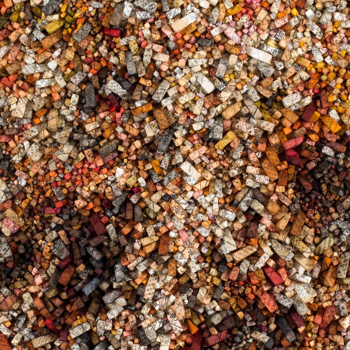 Chun Kwang Young, "Aggregation 17 - NV093" (detail), 2017