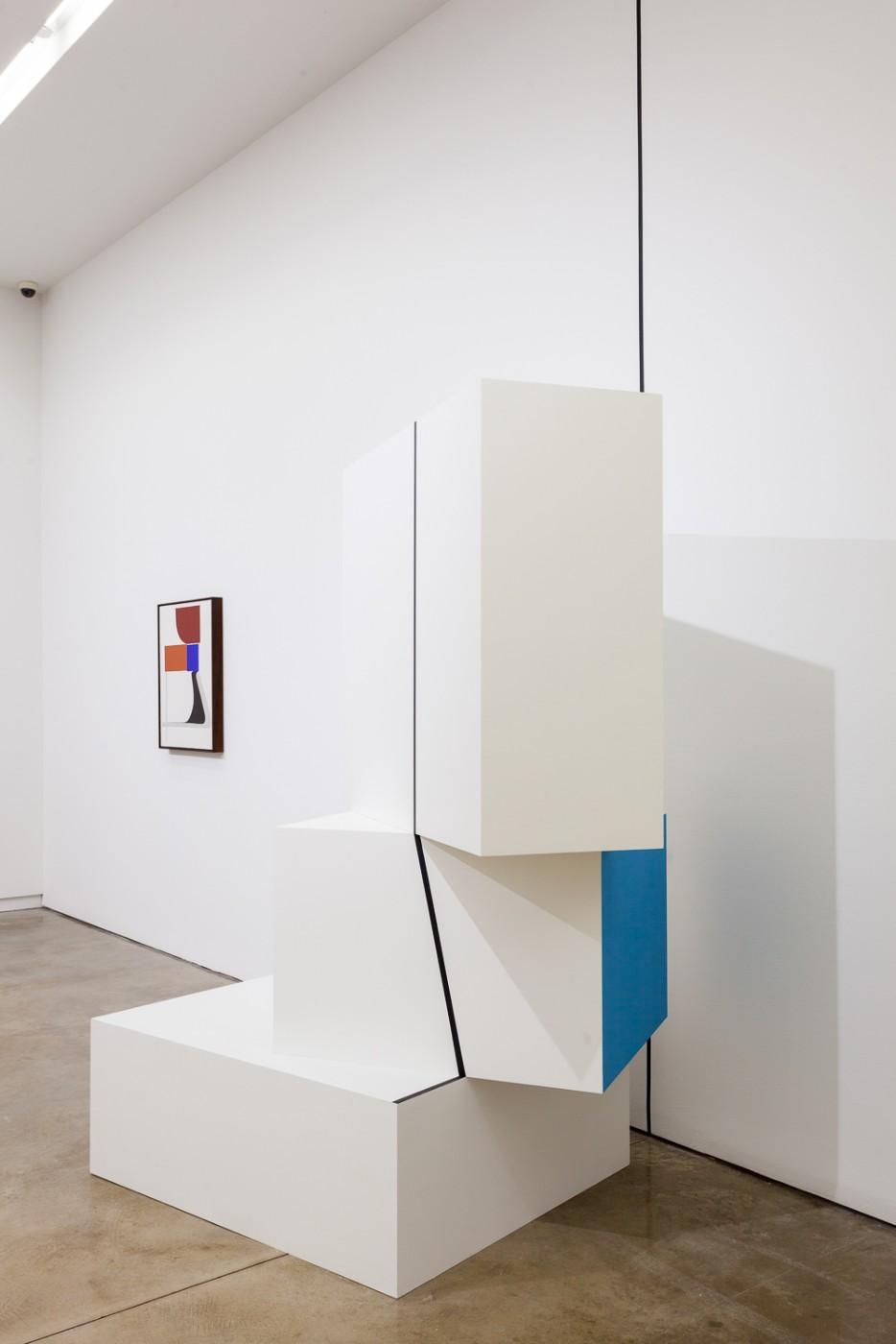 Clare Rojas: Egret at Kavi Gupta