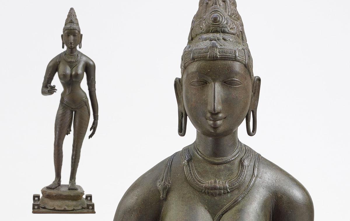 Queen Sembiyan Mahadevi as the Goddess Parvati