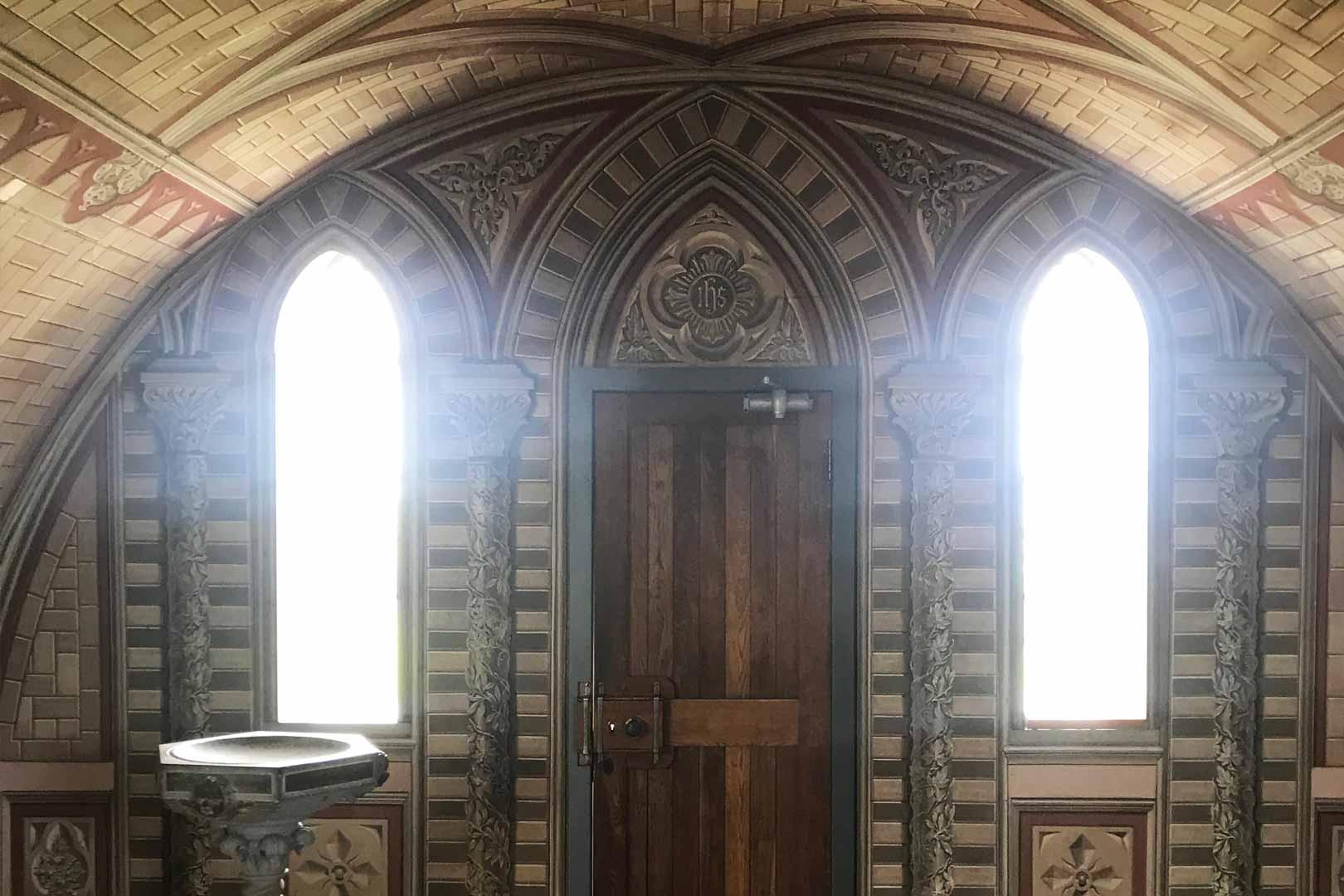 Inside view of the front door of the Italian Chapel.